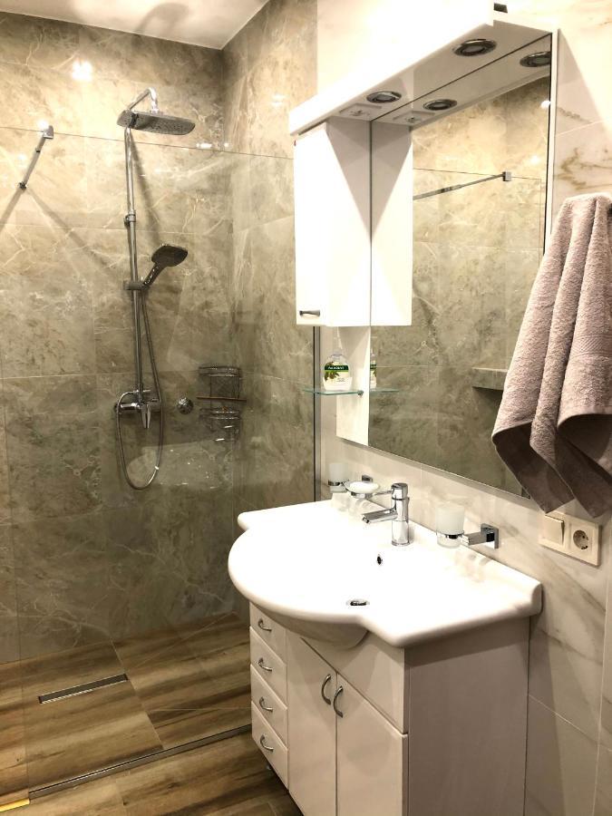 Lovely Apartment Свети-Стефан Экстерьер фото